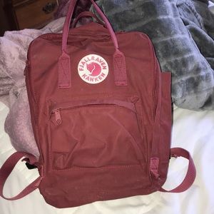Maroon Fjallraven bag